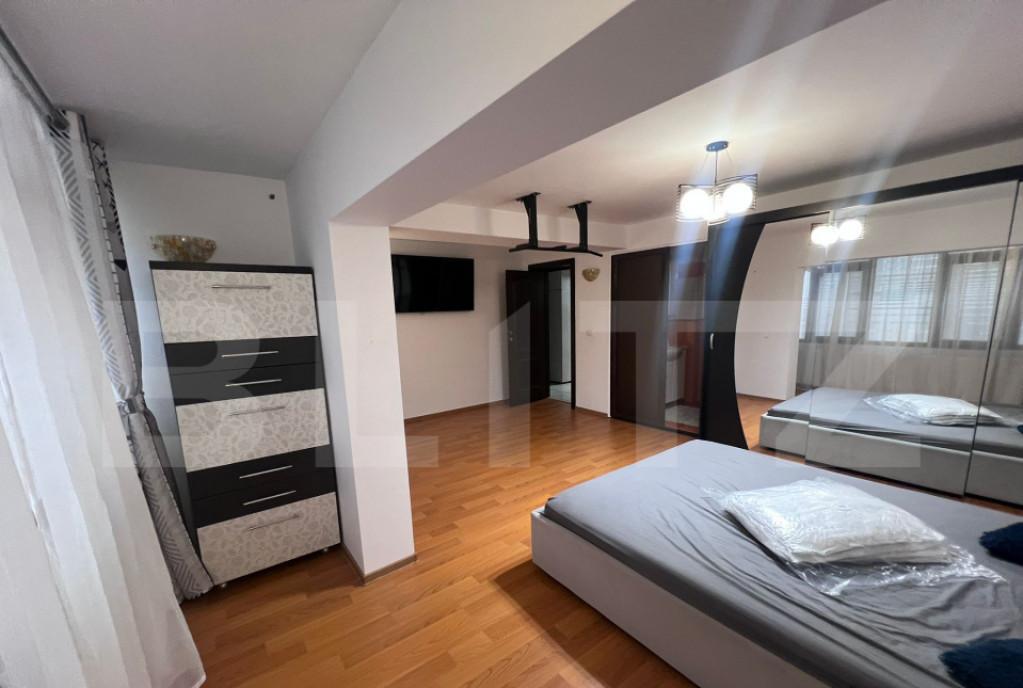 Penthouse 4 camere decomandat micro 3 160 mp etaj