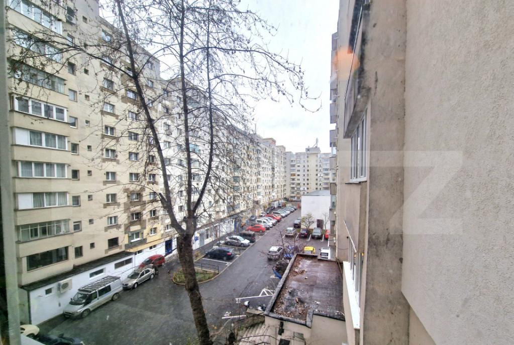 Apartament cu 1 camera decomandata etajul 3 balcon Calea