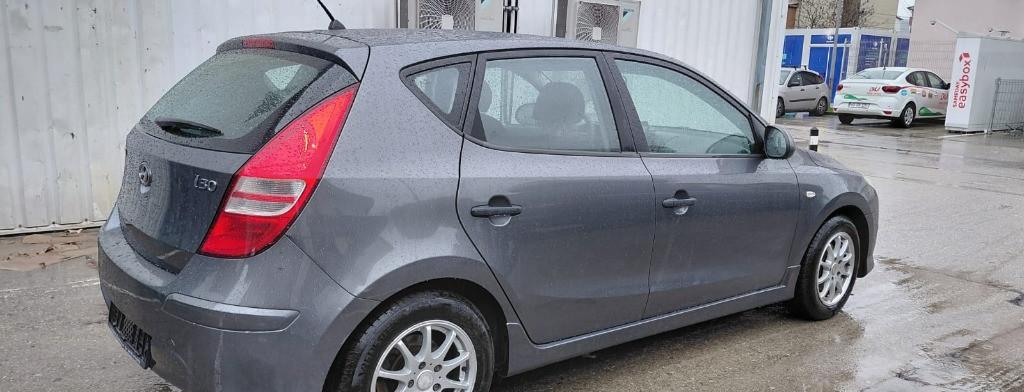 Hyundai i30 1 4 105 Cp Euro 5 Oct 2010 2 900 eur