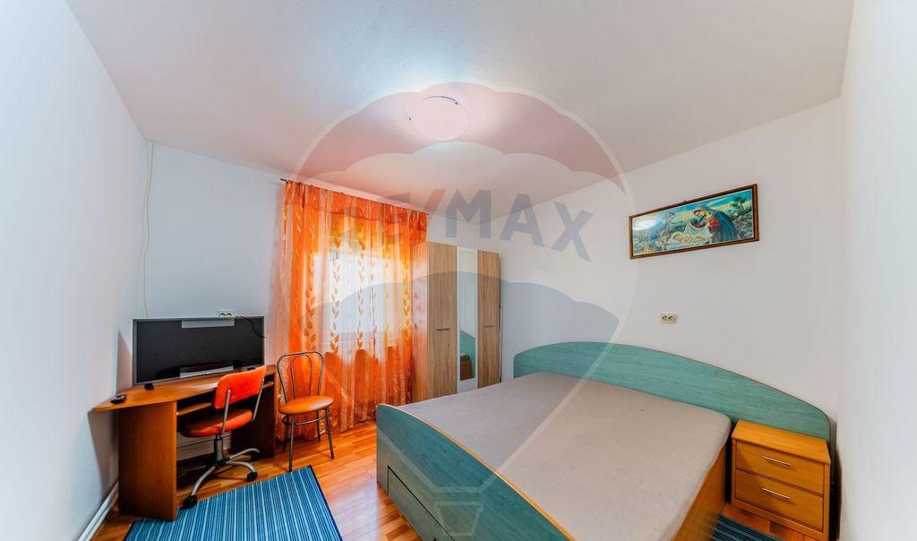 Apartament cu o camera in zona Parneava