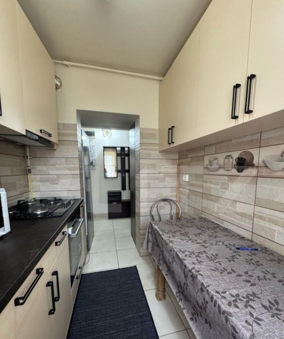 Apartament cu 3 camere zona Minerului