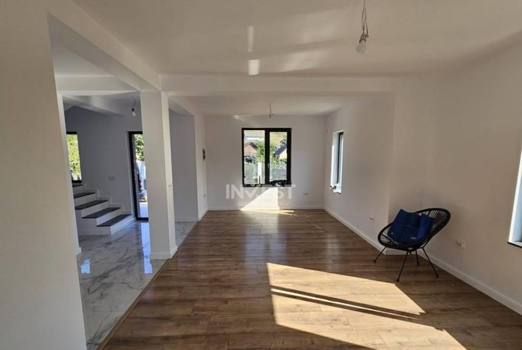 Casa 4 camere 2 bai 115 mp utili miroslava