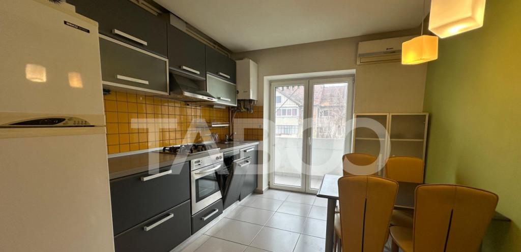 Apartament 3 camere decomandat 2 balcoane 2 bai Valea Aurie