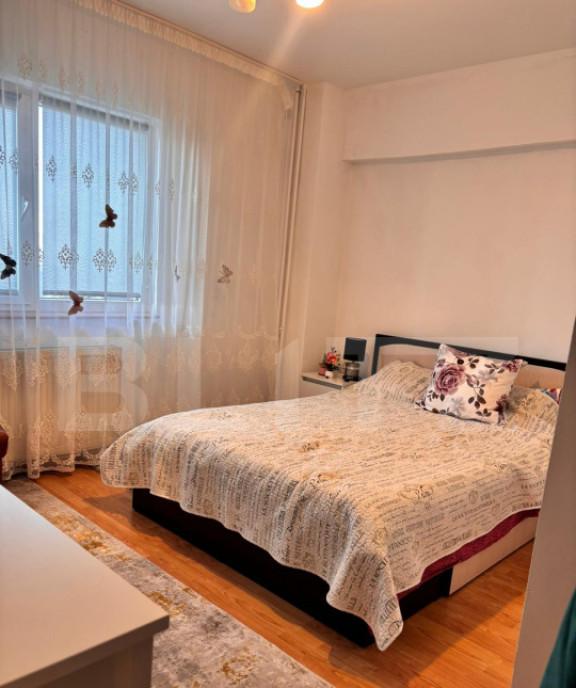 Inchiriere apartament zona Cluj 160mp