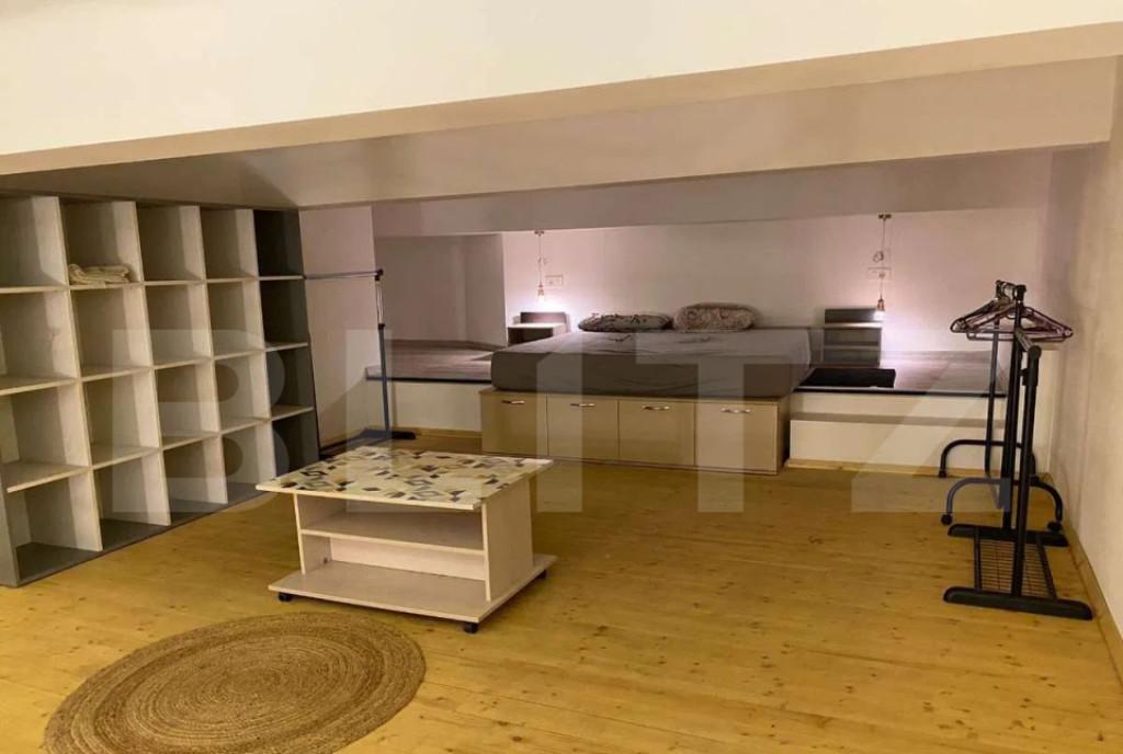 Apartament 2 camere semidecomandat 70 mp Centru/Horea