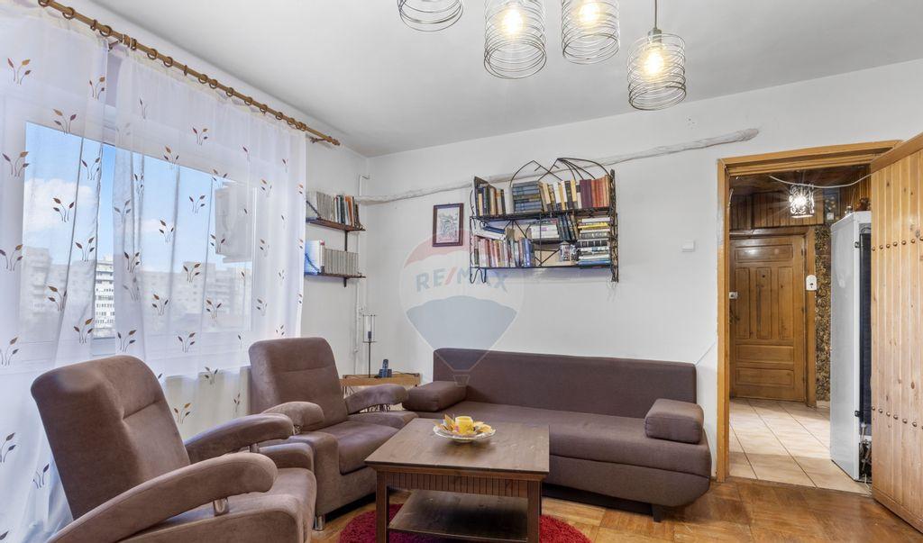 Apartament cu 3 camere de vanzare in zona Aurel Vlaicu