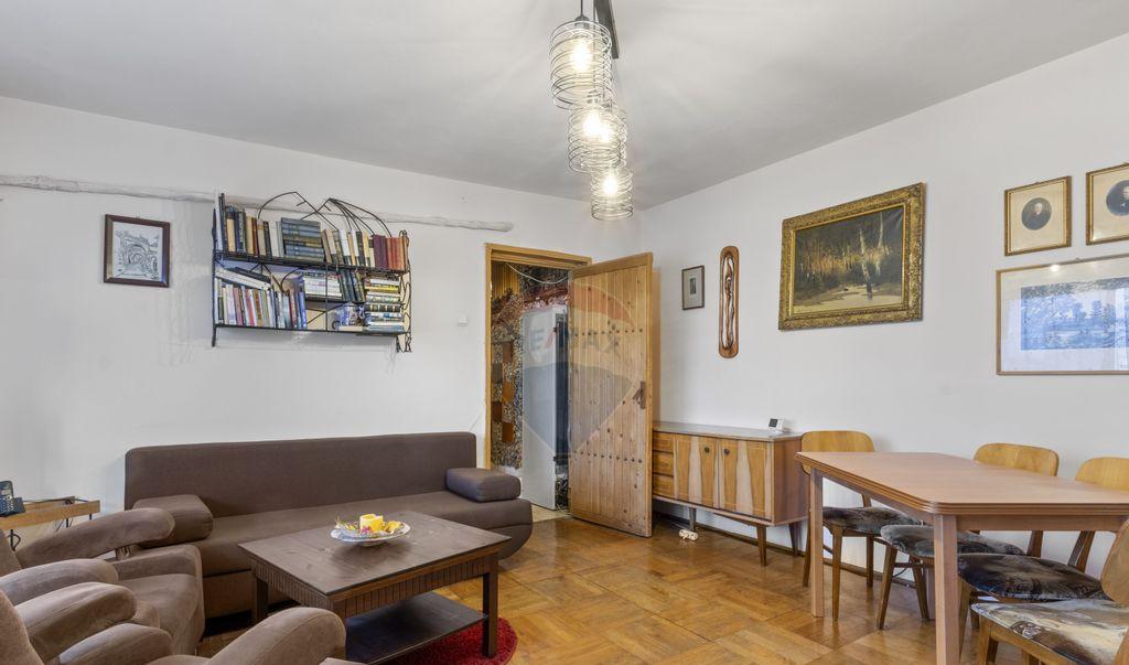 Apartament cu 3 camere de vanzare in zona Aurel Vlaicu