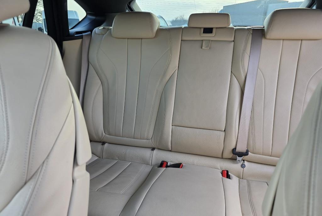 BMW X6 M50DX 2016 31 300 eur