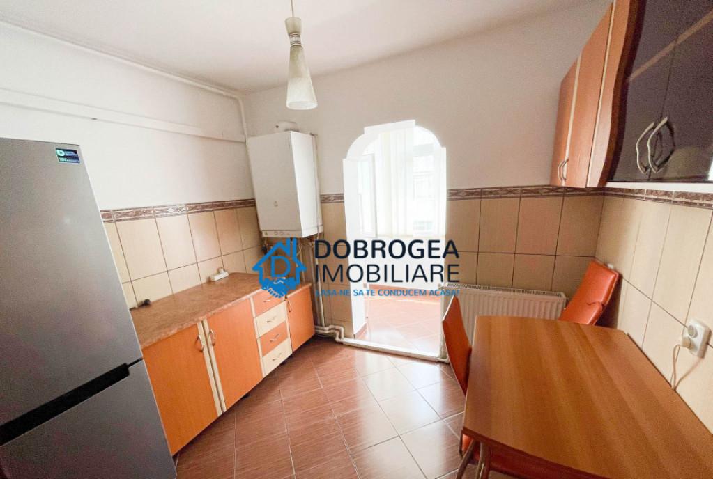 Zona E3 2 camere decomandat centrala gaz