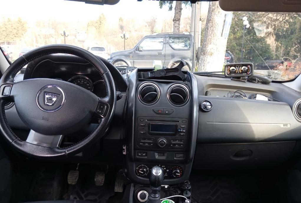 DUSTER 4X4 1 5 dCi 109 CP reconditionat mecanic 9 800 eur