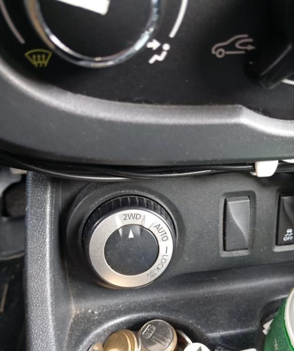 DUSTER 4X4 1 5 dCi 109 CP reconditionat mecanic 9 800 eur