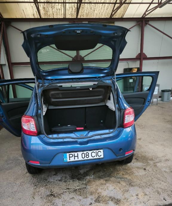 Dacia Sandero 2012 luna 12 motor 0 9 cu turbina 2 999 eur