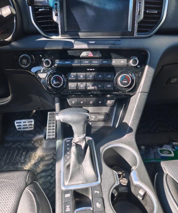 KIA Sportage GT Line 4WD 17 000 eur