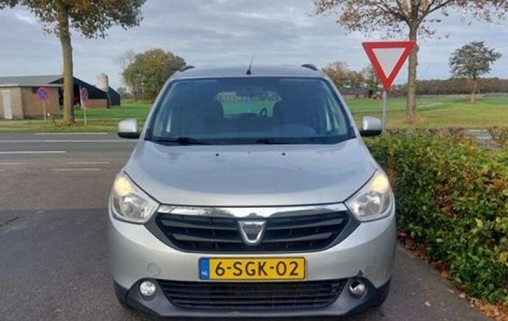 Dacia Lodgy Full- AC-Navi-Jante aliaj-Garantie-Km pe factura 3 500 eur