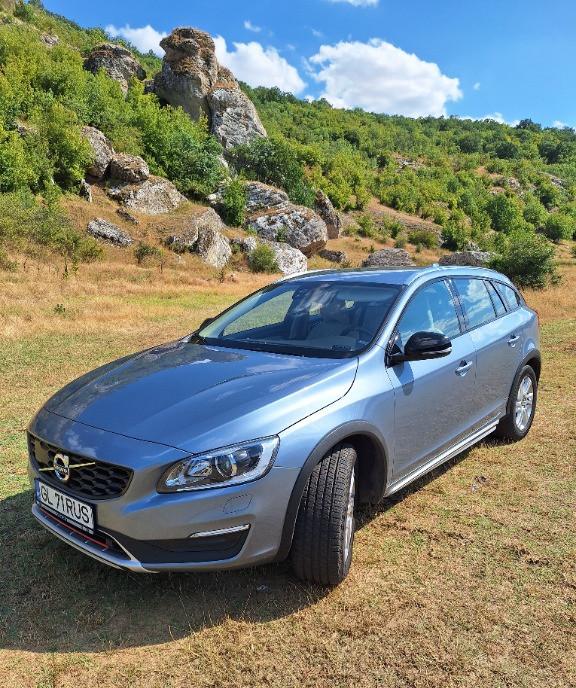 Volvo V60 Cross Country 16 190 eur