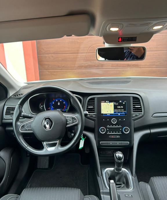 Renault Megane 4 8 950 eur