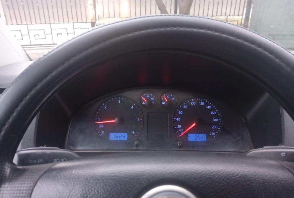 Volkswagen Transporter T5 2006 8 000 eur