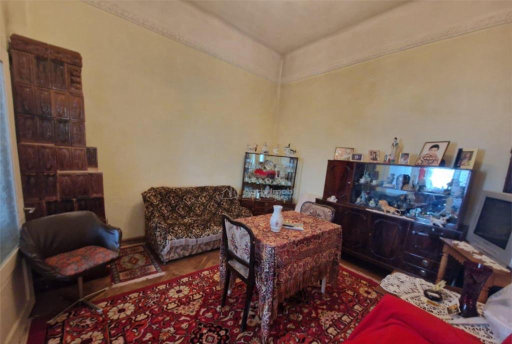 Casa si teren Aranghel Valcea