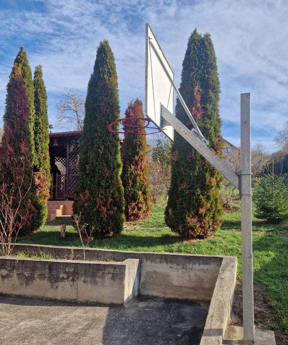 Casa moderna cu livada foisor si garaj Pucioasa Dambovita