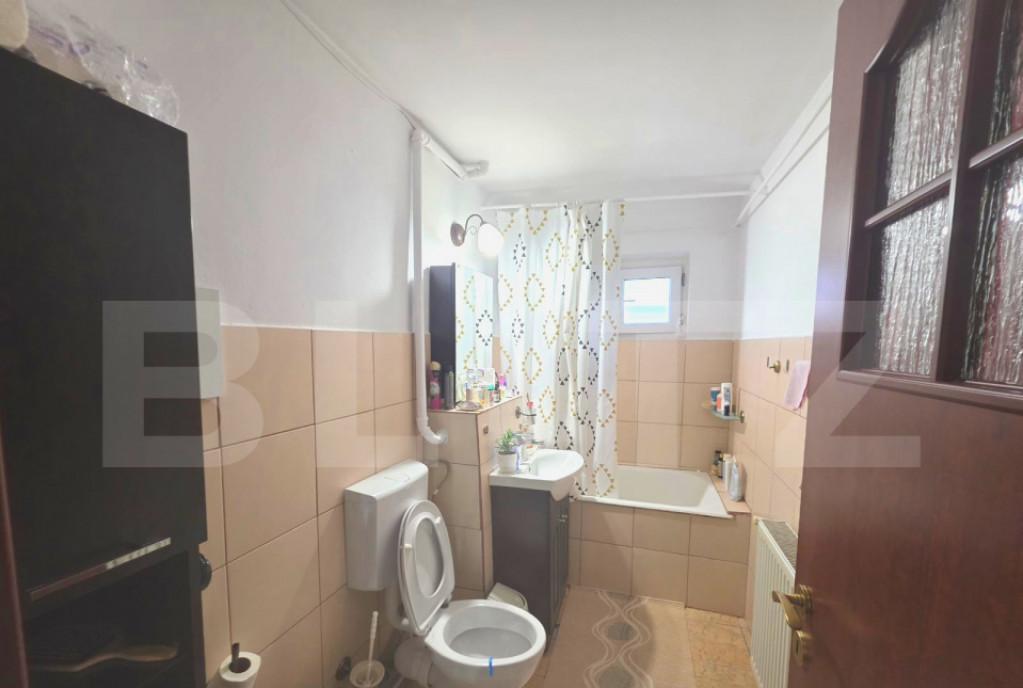 Apartament 3 camere 74 mp zona Micro 5