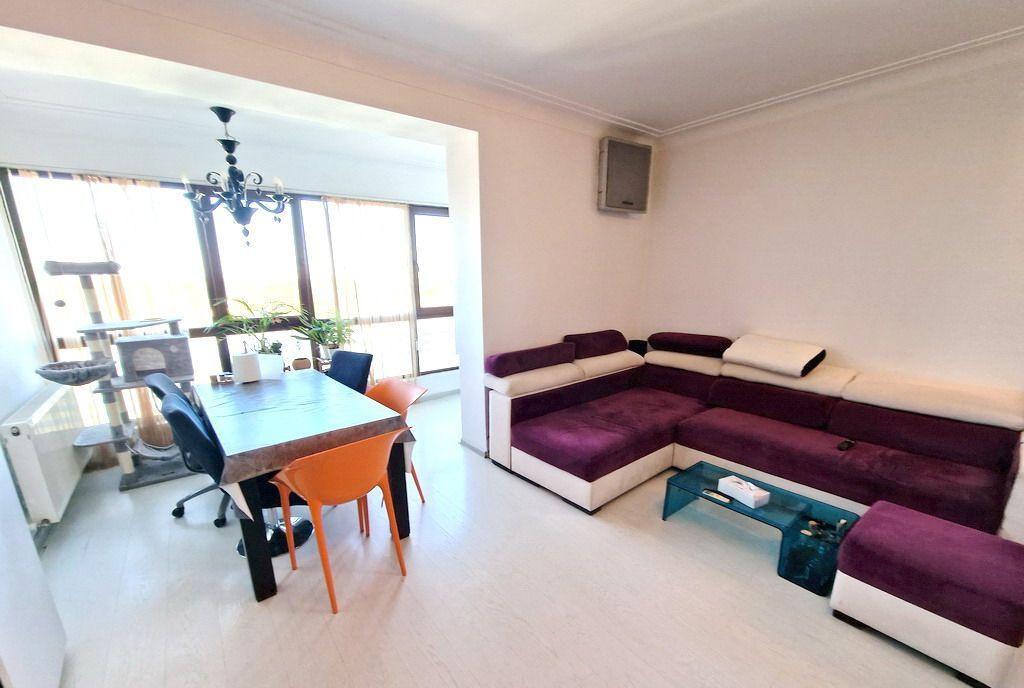 3 camere de inchiriat in complex Lacul Tei Barbu Vacarescu