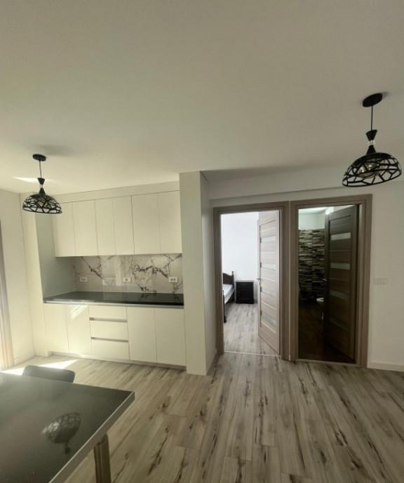 Apartament 2 camere etaj 1 zona Radauti
