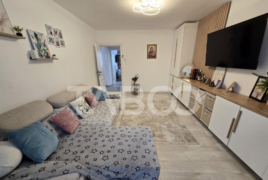 Apartament decomandat de vanzare mobilat pivnita Vasile Aaro