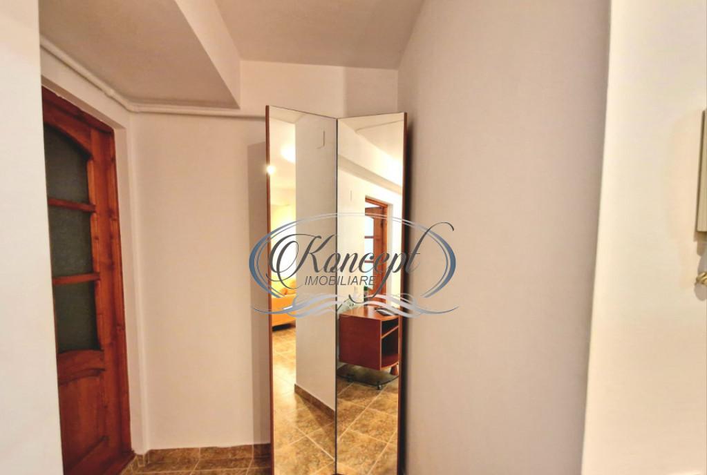 Locuinta luminoasa cu 4 camere si garaj automatizat in Zoril