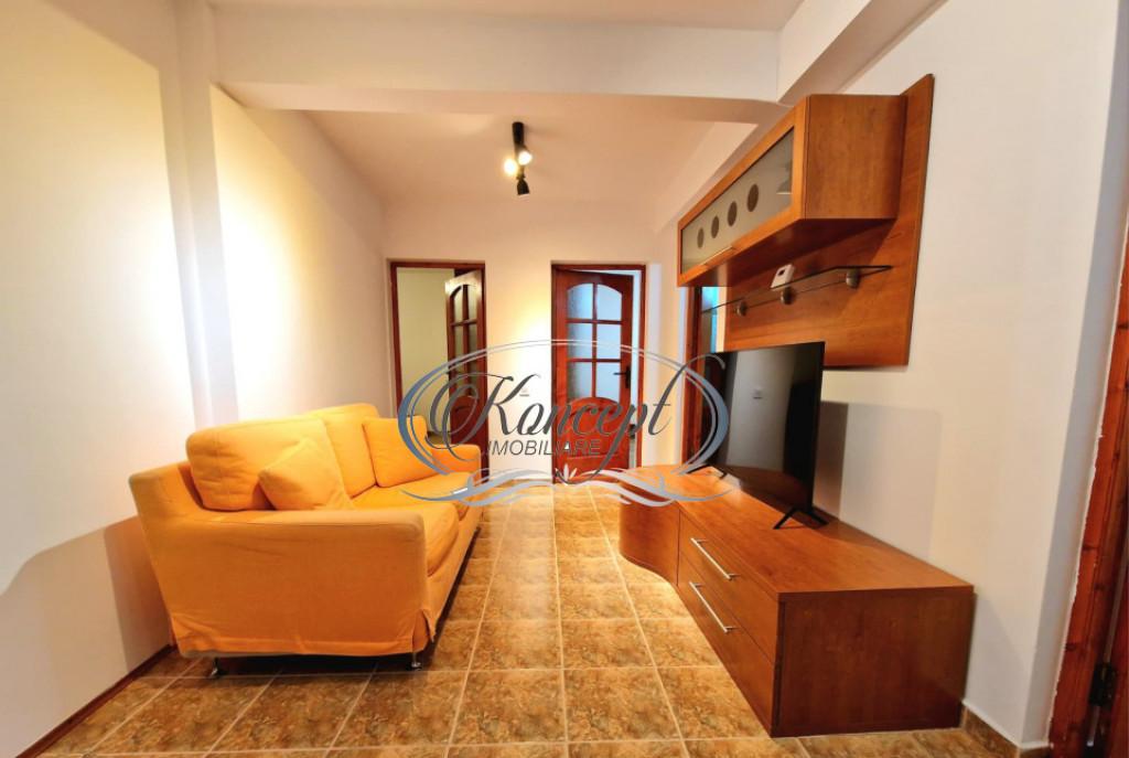 Locuinta luminoasa cu 4 camere si garaj automatizat in Zoril