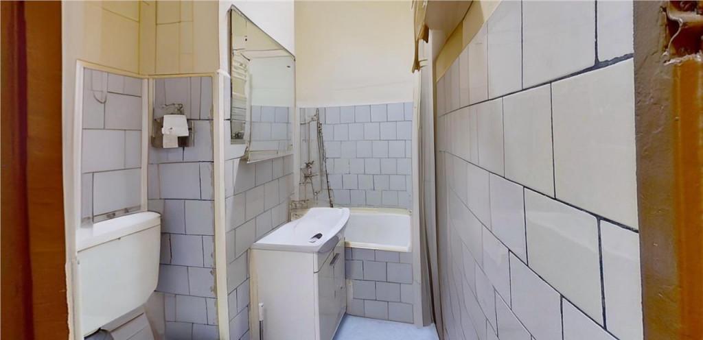 Tur 3D Garsoniera decomandata potential rezidential inves