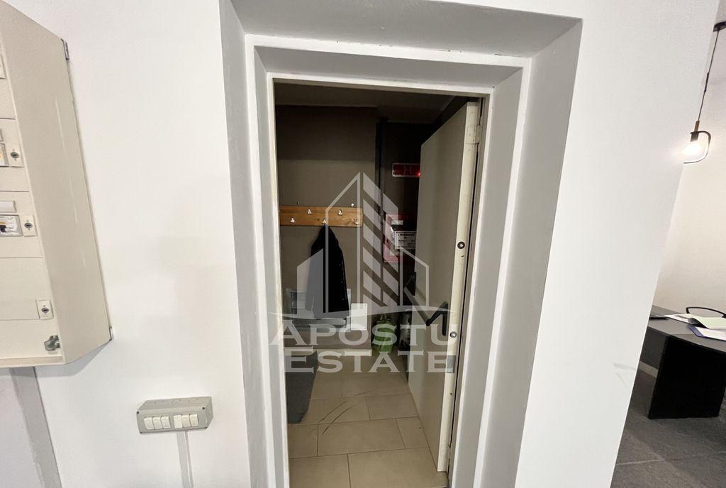 Spatiu sad pentru birouri zona Piata 700