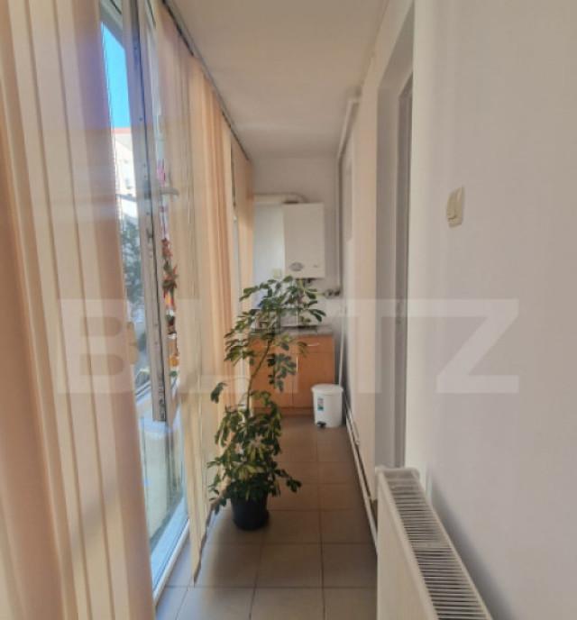 Apartament cu 3 camere Astra etaj 1 beci decomandat