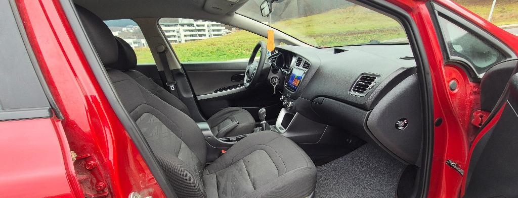 Kia Ceed 1 4i 100cp 6 1 Viteze Navi Camera Pilot Scaune incalzite 6 450 eur
