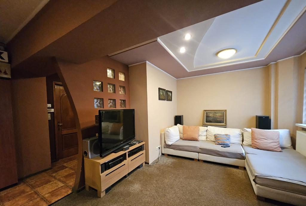 Spatiu birou Craiovei 32 mp mobilat 300 euro