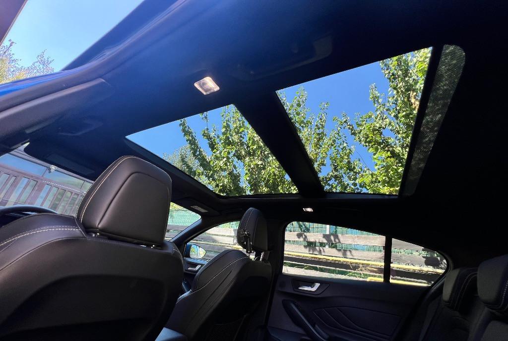 Ford Focus ST 2020 2 3 280 cai 23 999 eur