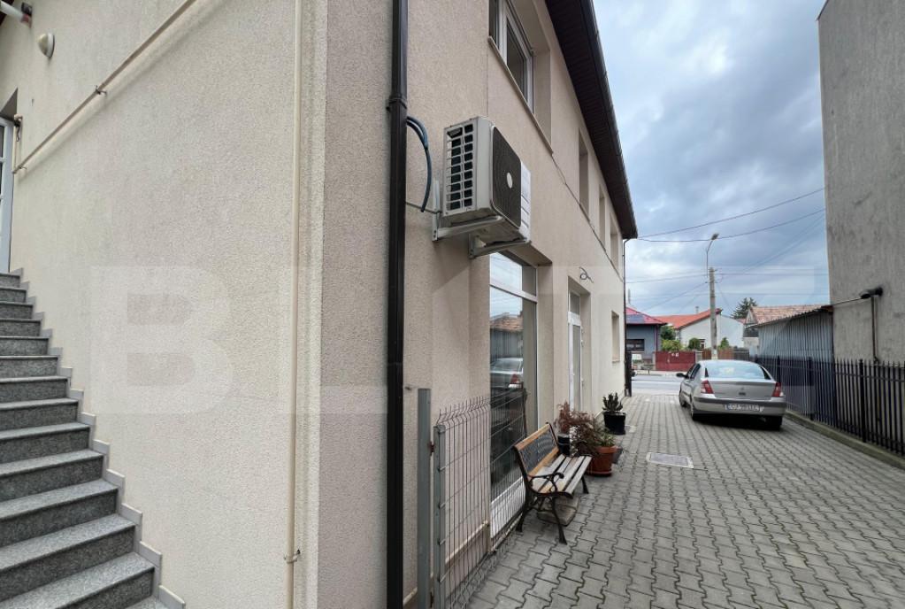 Apartament 2 camere lux parcare zona Iulius Mall