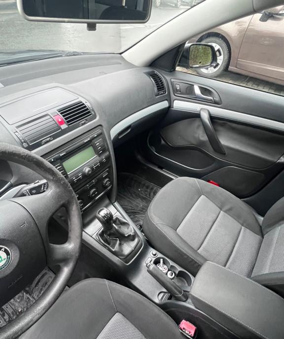 Skoda Octavia 2 an 2008 3 200 eur