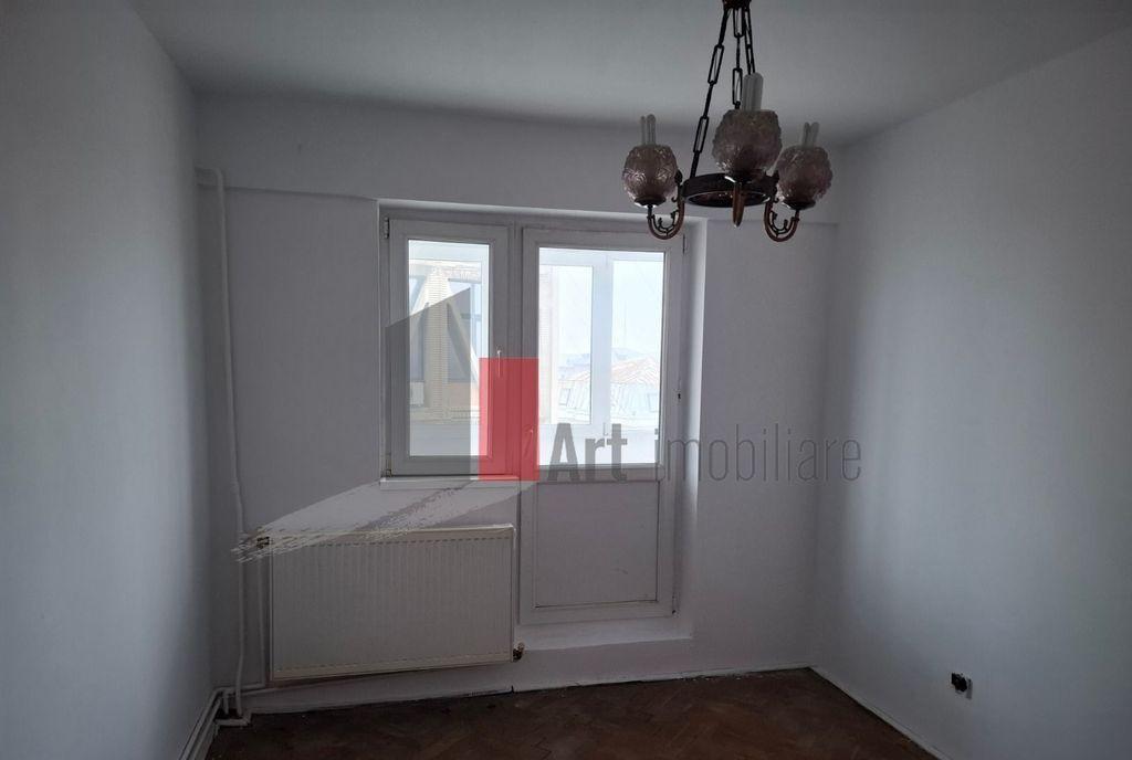 4 Camere Ploiesti Centru Liceul Mihai Viteazul