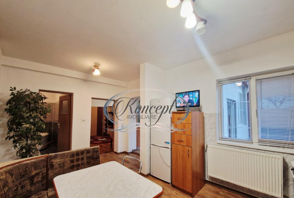 Apartament la casa cu curte zona Piata Abator