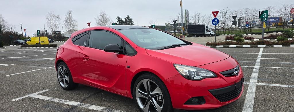 Se vine Opel Astra GTC 7 850 eur