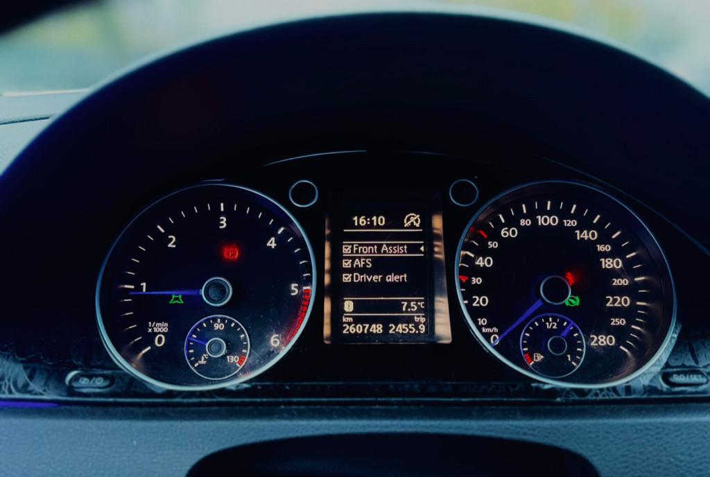 Volkswagen CC 2 0 TDI 4x4 13 000 eur