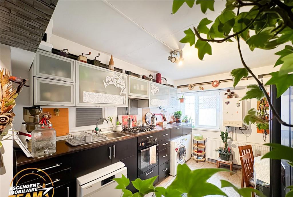 Filmtur 3D Apartament cu 3 camere luminos loc parcare zo