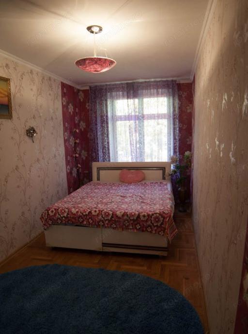 Garsoniera de inchiriat zona Baba Novac