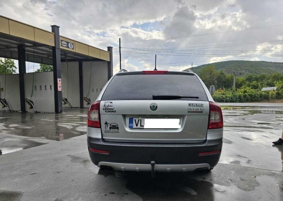 Skoda Octavia 2 Facelift - Scout 4x4 5 600 eur