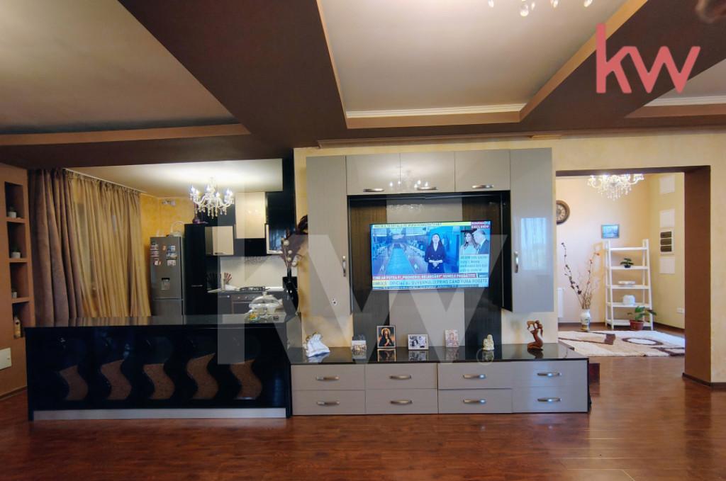 Vila 8 camere premium - Investitie versatila Brade