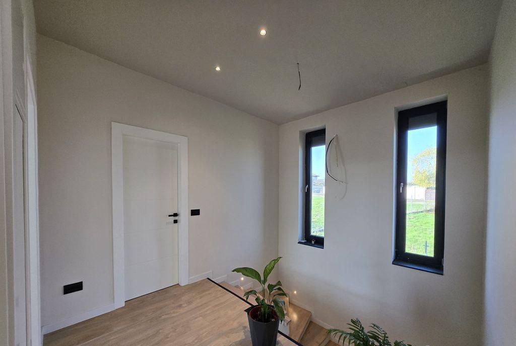 Casa noua 151mp curte 500m Frumusani mobilata lux langa