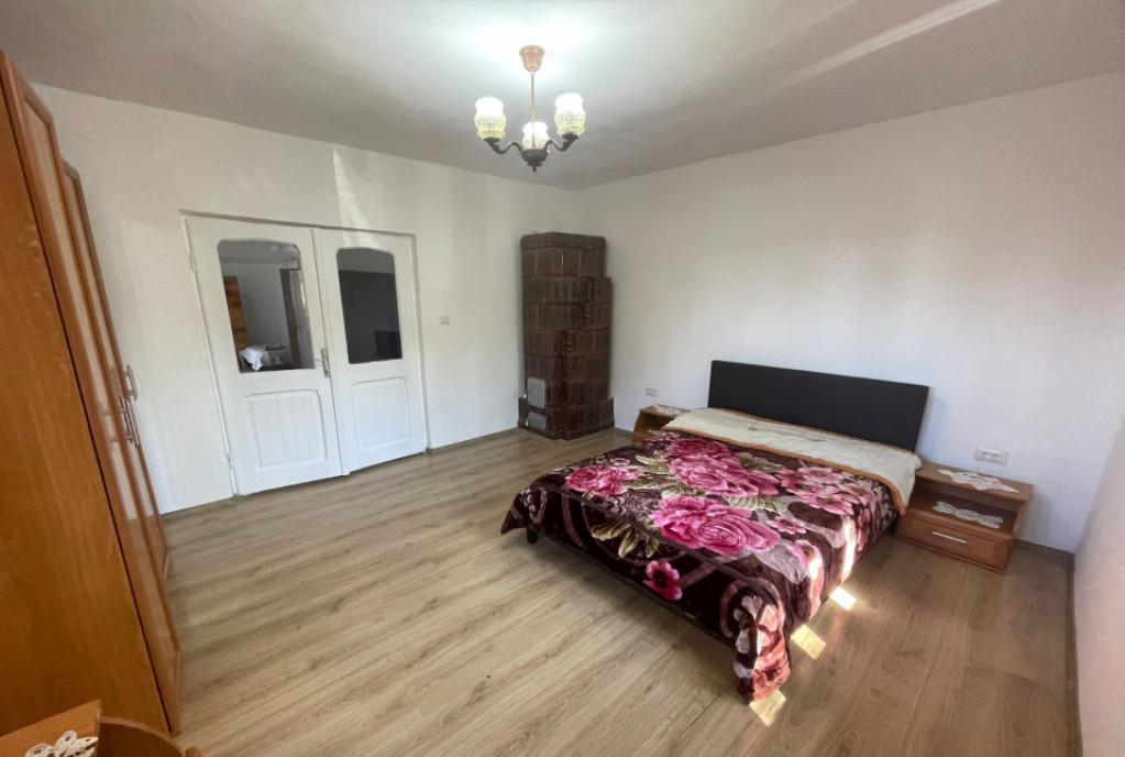 Proprietate in Novaci langa supermarket Penny