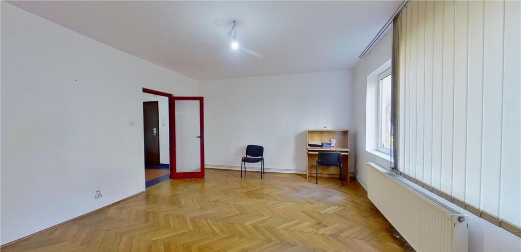 Tur 3D Rezidential biruuri 100 mp Centrul Civic Brasov