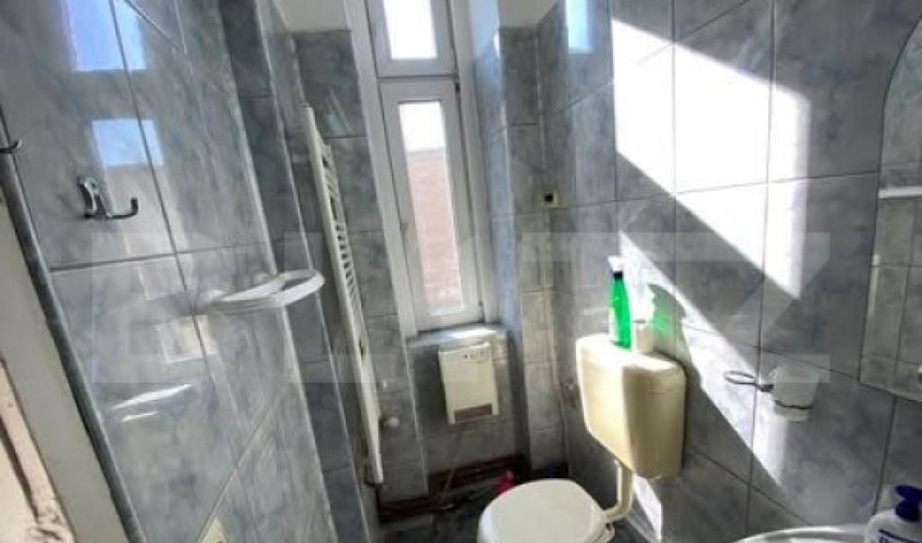 Apartament Spatiu birou cu 3 camere 105 mp spatios zona u