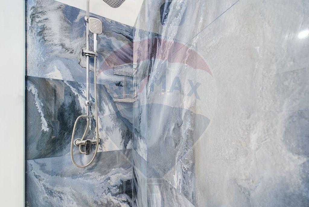 Apartament cu 4 camere de inchiriat in zona Centrul Civic